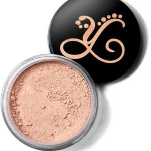 Youngevity-Charming Foundation - 8 grams